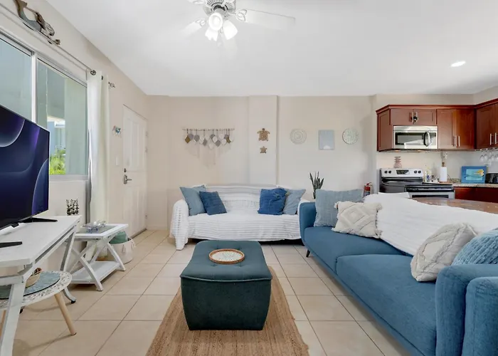 Apartamento Sunny 2br With Pool Steps To Town And *